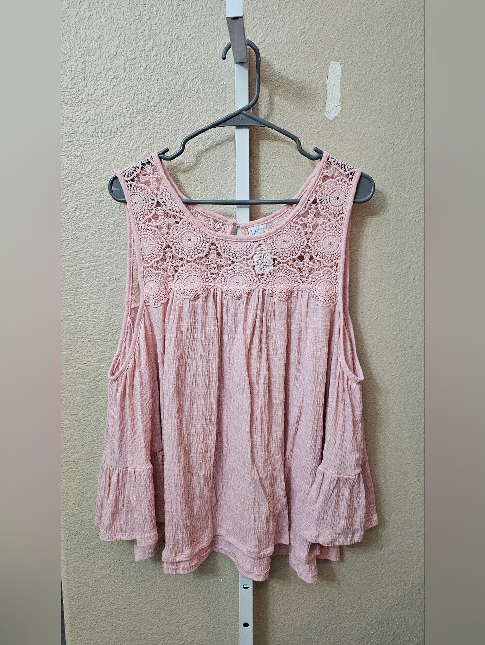 Time and Tru Pink Crochet Yoke Sleeveless Top XXL